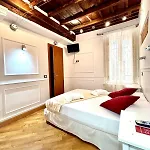Domus Ester 3*