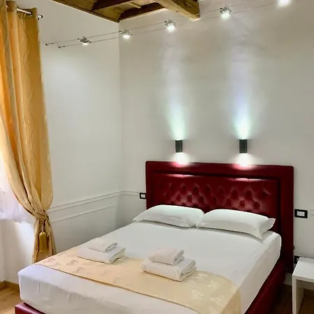 多莫斯伊司特酒店 3*