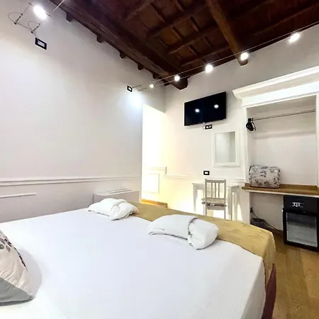 多莫斯伊司特酒店 招待所