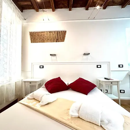 招待所 多莫斯伊司特酒店 3*