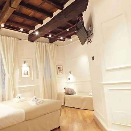 多莫斯伊司特酒店 招待所 3*