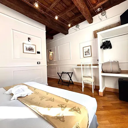 Domus Ester Guest house 2*