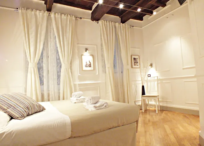 Guest house Domus Ester 3*