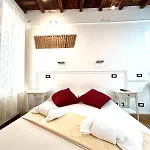 Πανσιόν Domus Ester 3*