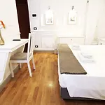 Domus Ester Πανσιόν Ρώμη